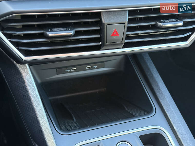 Універсал SEAT Leon 2022 в Луцьку