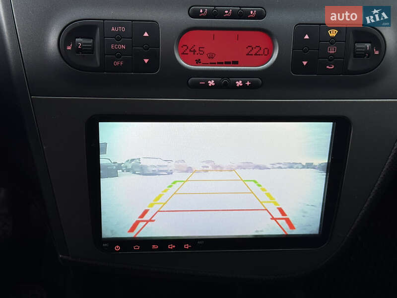 Хэтчбек SEAT Leon 2006 в Киеве