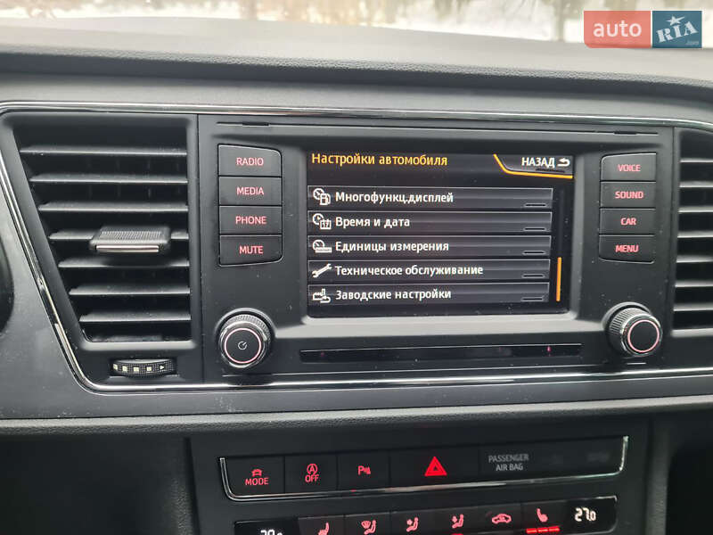 Хэтчбек SEAT Leon 2015 в Киеве