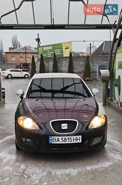 Хэтчбек SEAT Leon 2012 в Кропивницком