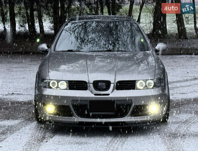 Хэтчбек SEAT Leon 2004 в Каменском фото Хэтчбек SEAT Leon 2004 в Каменском