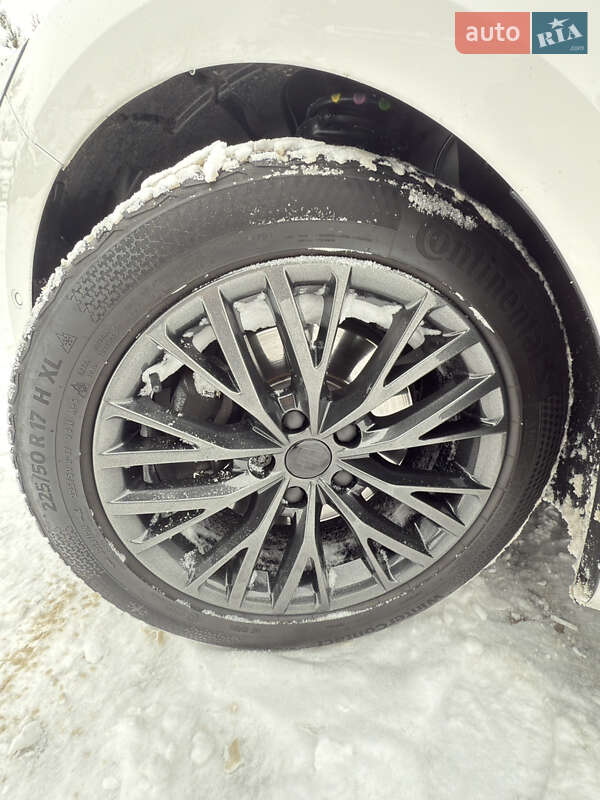 Универсал SEAT Leon 2022 в Луцке