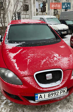 Хэтчбек SEAT Leon 2006 в Киеве