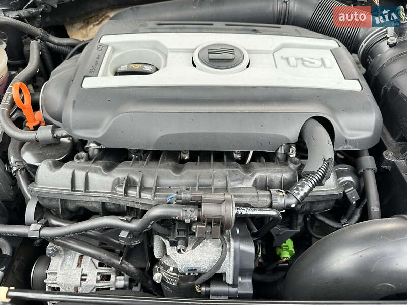 Хетчбек SEAT Leon 2009 в Кам'янському