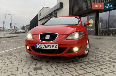 Хэтчбек SEAT Leon 2006 в Ужгороде