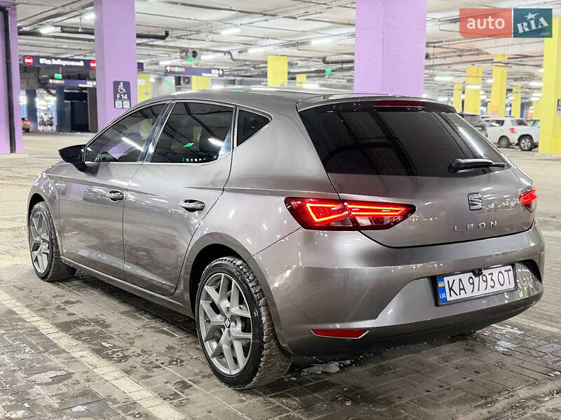 Хетчбек SEAT Leon 2015 в Києві