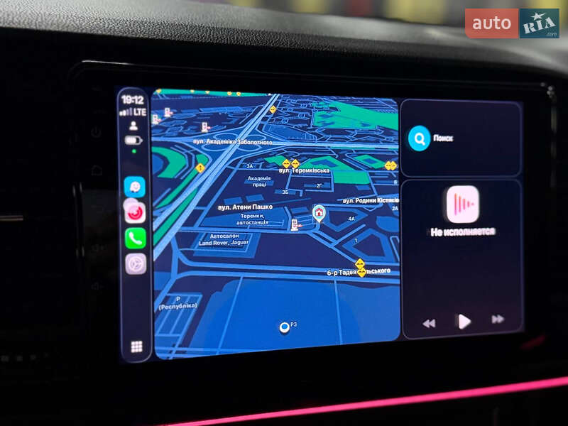 Хетчбек SEAT Leon 2015 в Києві