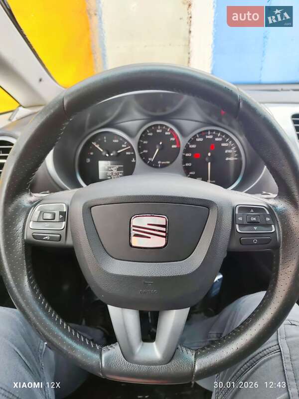 Хэтчбек SEAT Leon 2011 в Черкассах фото 4 Хэтчбек SEAT Leon 2011 в Черкассах