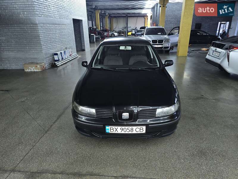 Хэтчбек SEAT Leon 2001 в Киеве фото Хэтчбек SEAT Leon 2001 в Киеве