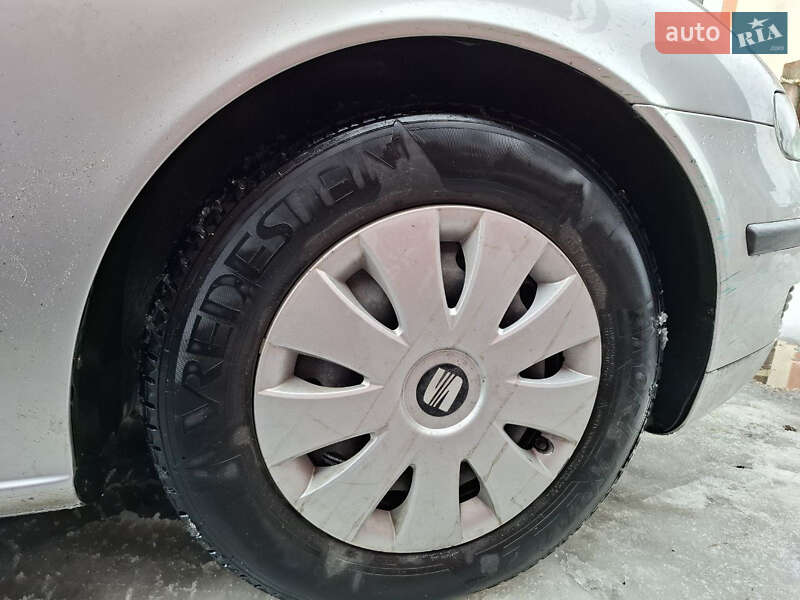 Хэтчбек SEAT Leon 2002 в Гайвороне фото 16 Хэтчбек SEAT Leon 2002 в Гайвороне