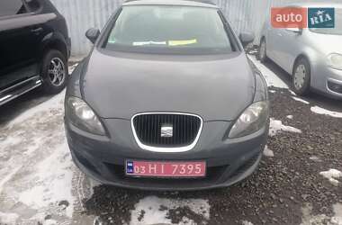 Хетчбек SEAT Leon 2010 в Луцьку