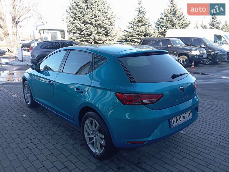 Хетчбек SEAT Leon 2016 в Києві