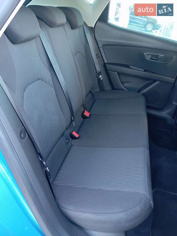 Хетчбек SEAT Leon 2016 в Києві