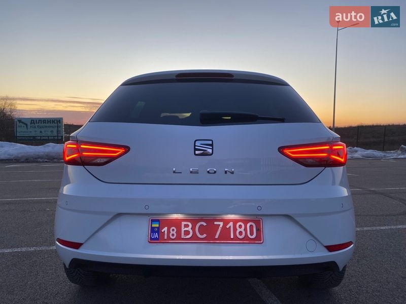 Хэтчбек SEAT Leon 2018 в Ровно