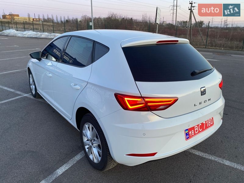 Хэтчбек SEAT Leon 2018 в Ровно