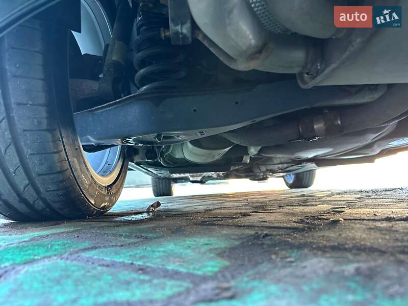 Хэтчбек SEAT Leon 2010 в Каменском