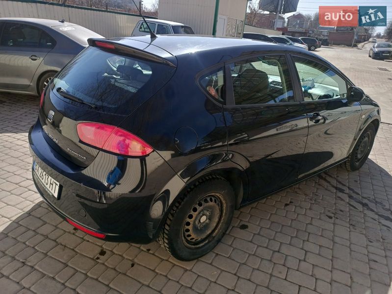 Хэтчбек SEAT Leon 2011 в Хмельницком