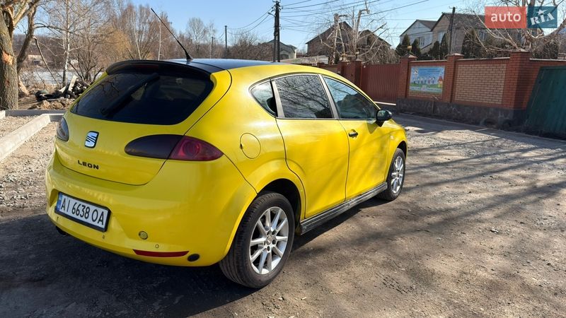 Хэтчбек SEAT Leon 2007 в Киеве
