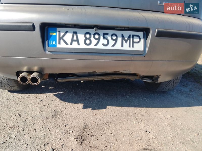 Хетчбек SEAT Leon 2003 в Дніпрі