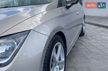 Хэтчбек SEAT Leon 2014 в Луцке