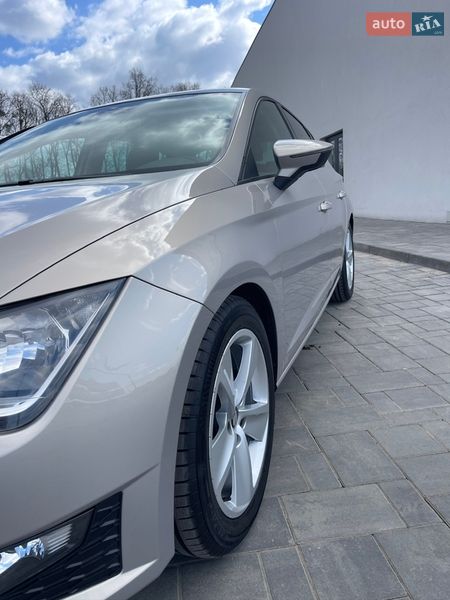 Хэтчбек SEAT Leon 2014 в Луцке