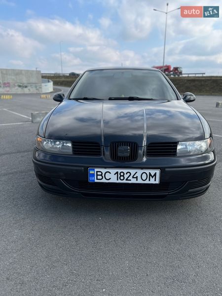 Хэтчбек SEAT Leon 2003 в Львове