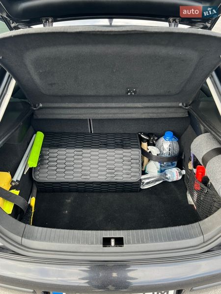 Хэтчбек SEAT Leon 2003 в Львове