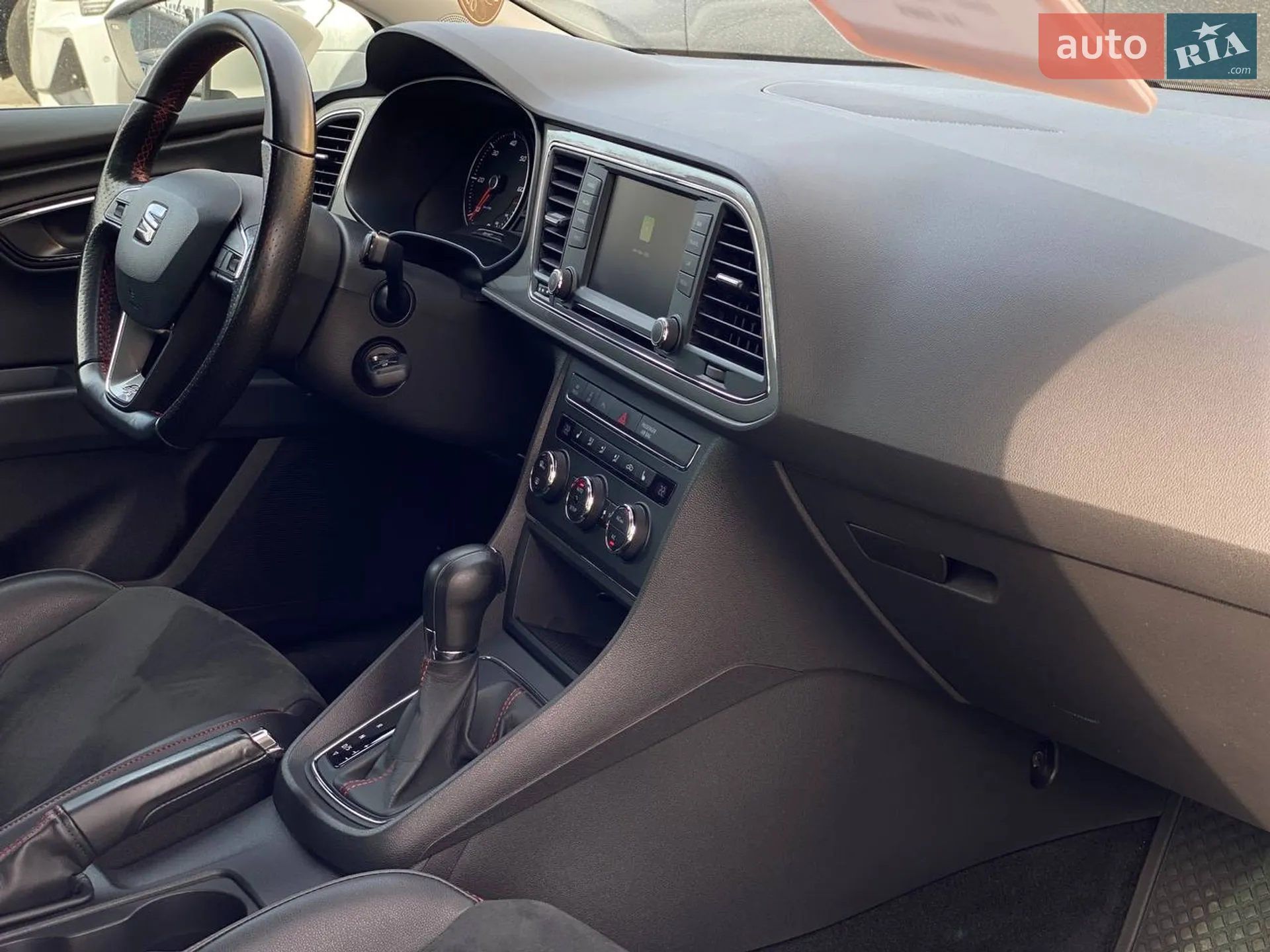 2016 SEAT Leon - мініатюра 10
