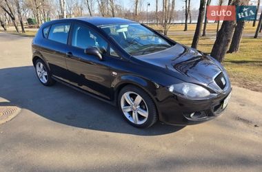 Хэтчбек SEAT Leon 2008 в Харькове