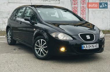 Хэтчбек SEAT Leon 2008 в Каменском