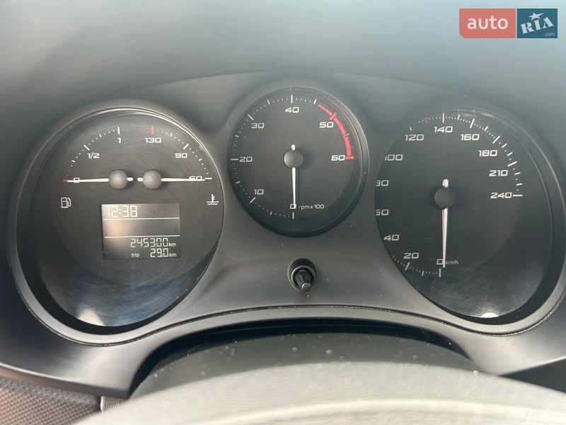 Хэтчбек SEAT Leon 2009 в Нежине