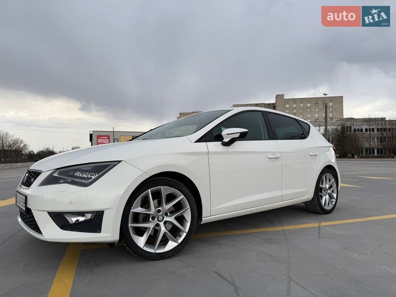 Хэтчбек SEAT Leon 2014 в Тернополе