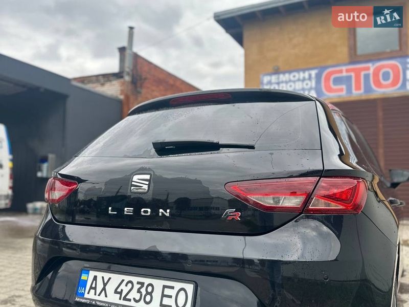 Хэтчбек SEAT Leon 2013 в Ивано-Франковске