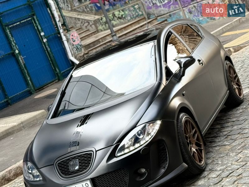 Хэтчбек SEAT Leon 2007 в Одессе