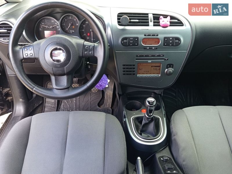 Хэтчбек SEAT Leon 2006 в Богородчанах