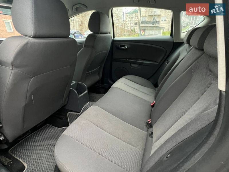 Хетчбек SEAT Leon 2006 в Львові