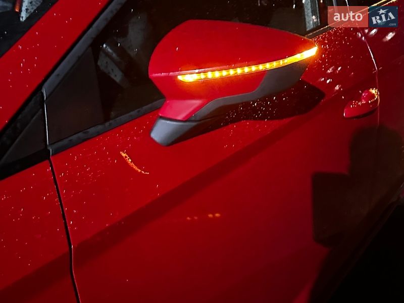 Хетчбек SEAT Leon 2014 в Ірпені