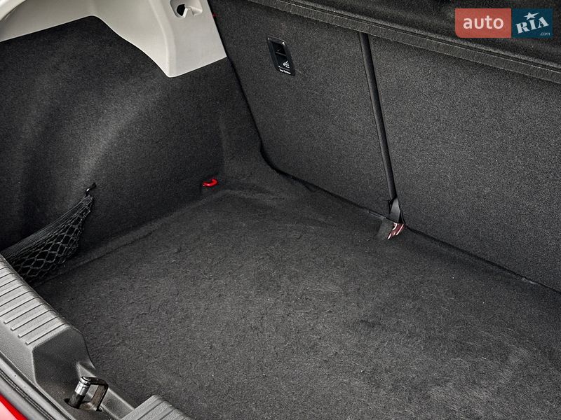 Хетчбек SEAT Leon 2014 в Ірпені