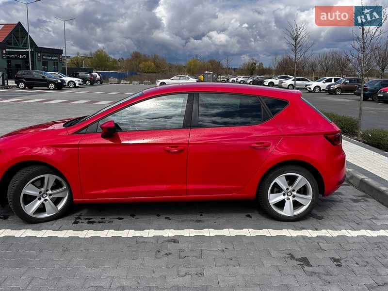 Хетчбек SEAT Leon 2014 в Ірпені