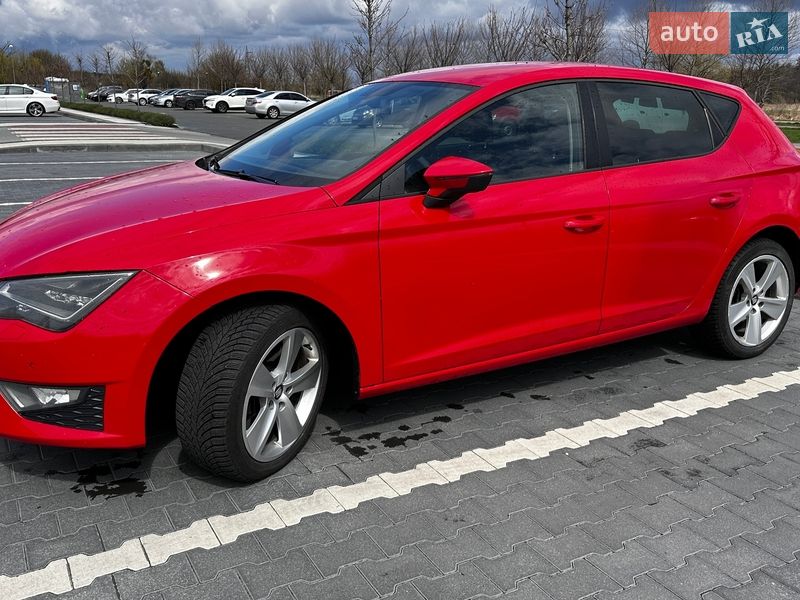 Хетчбек SEAT Leon 2014 в Ірпені