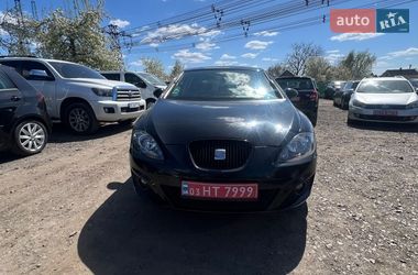 Хэтчбек SEAT Leon 2012 в Луцке