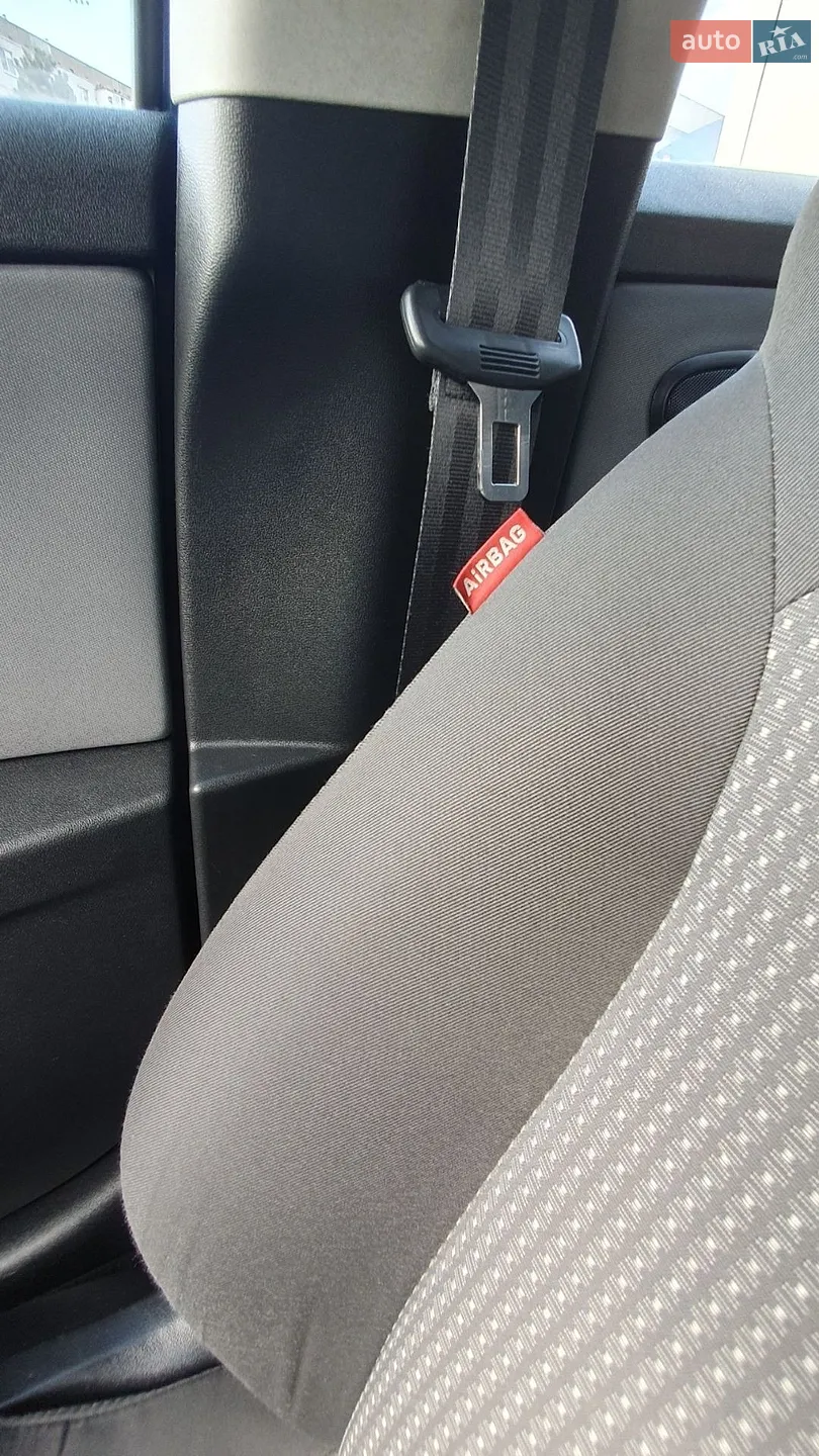 2011 SEAT Leon - мініатюра 13