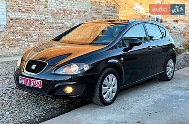 Хетчбек SEAT Leon 2009 в Луцьку