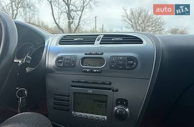 Хэтчбек SEAT Leon 2007 в Козельце