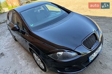 Хэтчбек SEAT Leon 2010 в Хмельницком
