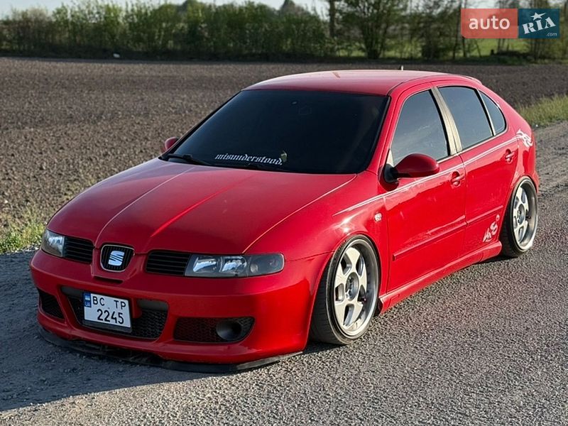 Хэтчбек SEAT Leon 2003 в Радехове