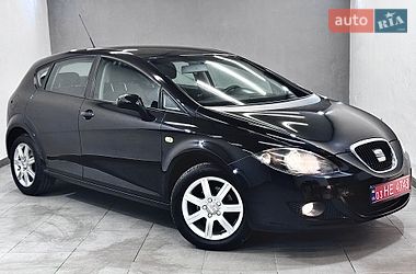 Хетчбек SEAT Leon 2006 в Стрию