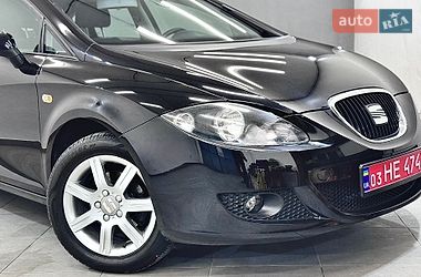 Хэтчбек SEAT Leon 2006 в Стрые