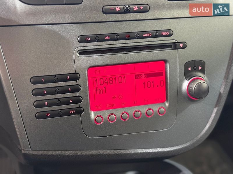 Хэтчбек SEAT Leon 2006 в Стрые