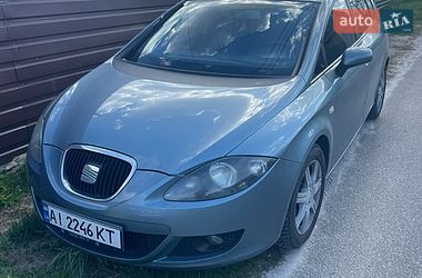 Хетчбек SEAT Leon 2006 в Вишгороді